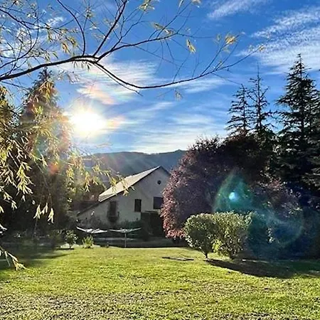 La Source Bed & Breakfast 3*
