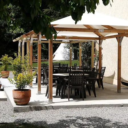La Source Bed & Breakfast 3*